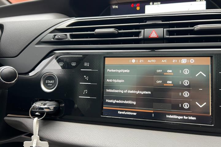 Grå Citroën Grand C4 SpaceTourer fra 2019