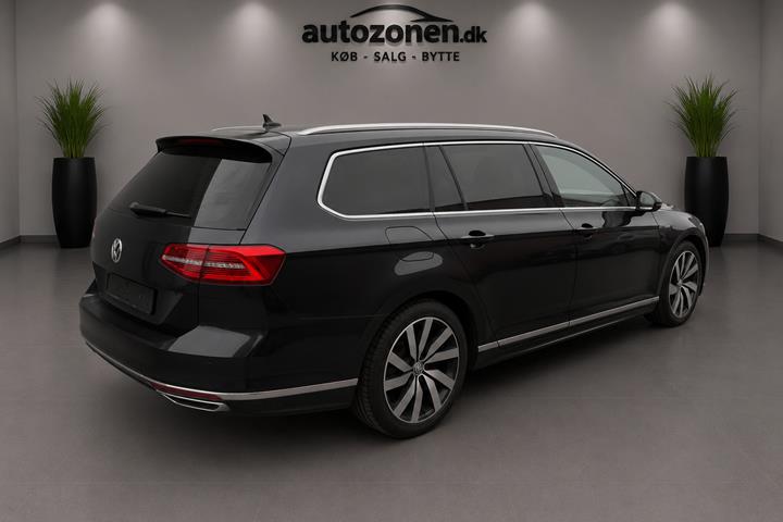 Sort VW Passat fra 2018