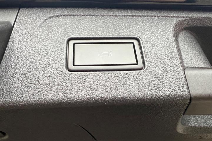 Sort VW Passat fra 2018