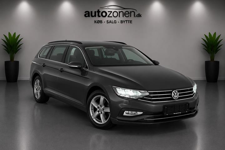 Grå VW Passat fra 2020