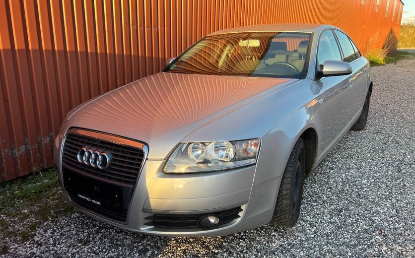Audi A6 2,4 V6 Multitr.