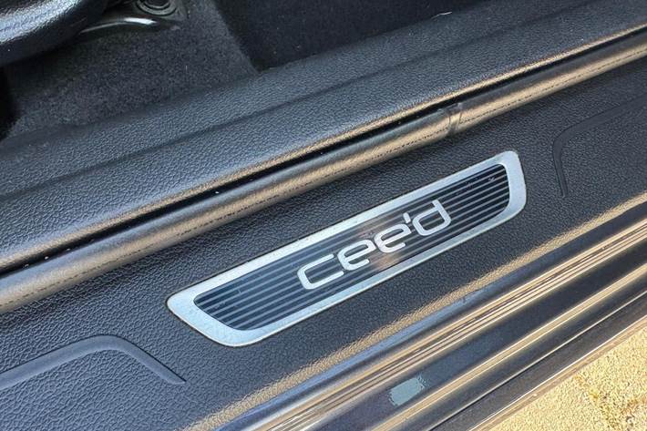 undefined Kia Ceed fra 2016