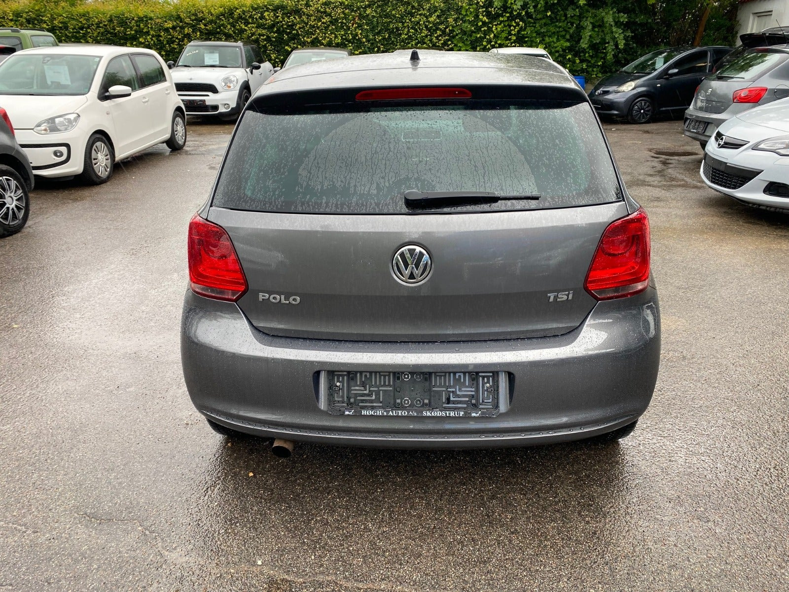 Grå VW Polo fra 2014