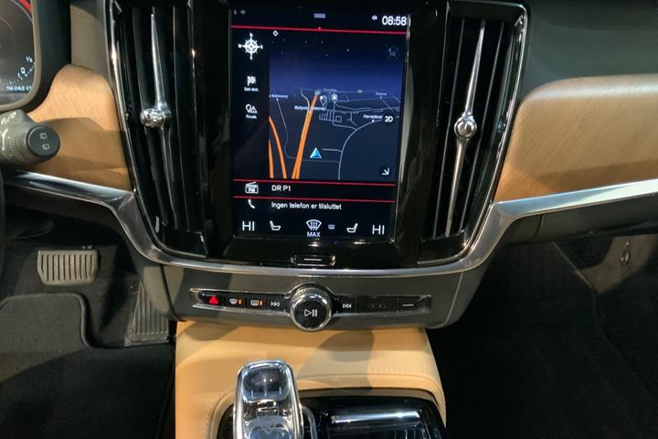 Hvid Volvo V90 fra 2020