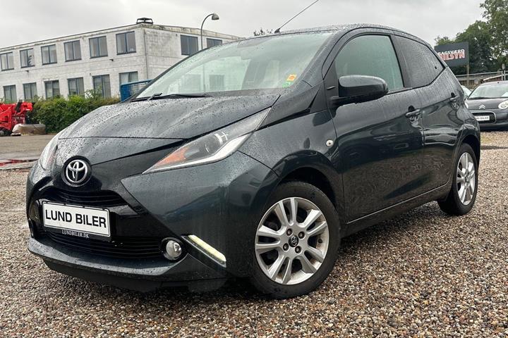 Grå Toyota Aygo fra 2018