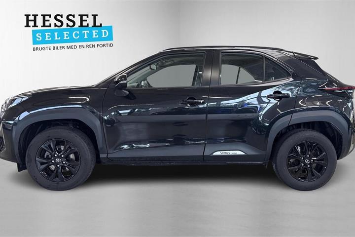 Sort Toyota Yaris Cross fra 2023