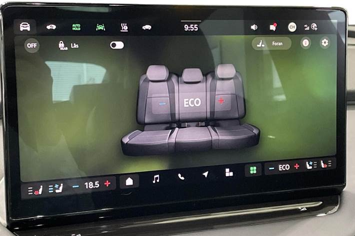 Grå Skoda Enyaq fra 2024