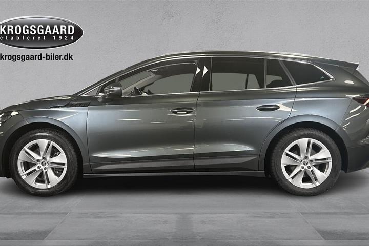 Grå Skoda Enyaq fra 2021