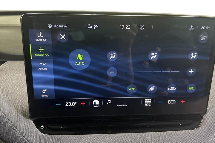 Grå Skoda Enyaq fra 2021
