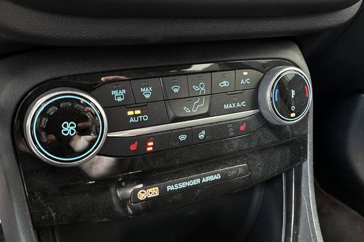 Grå Ford Puma fra 2022