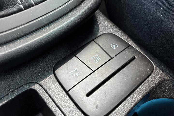 Grå Ford Puma fra 2022