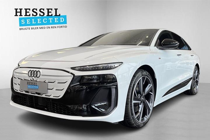 Hvid Audi A6 e-tron fra 2026 set udefra