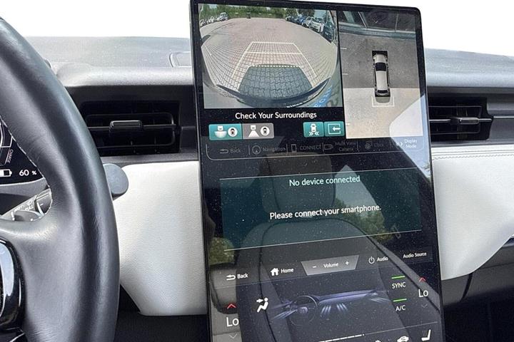 Sort Honda e:Ny1 fra 2024