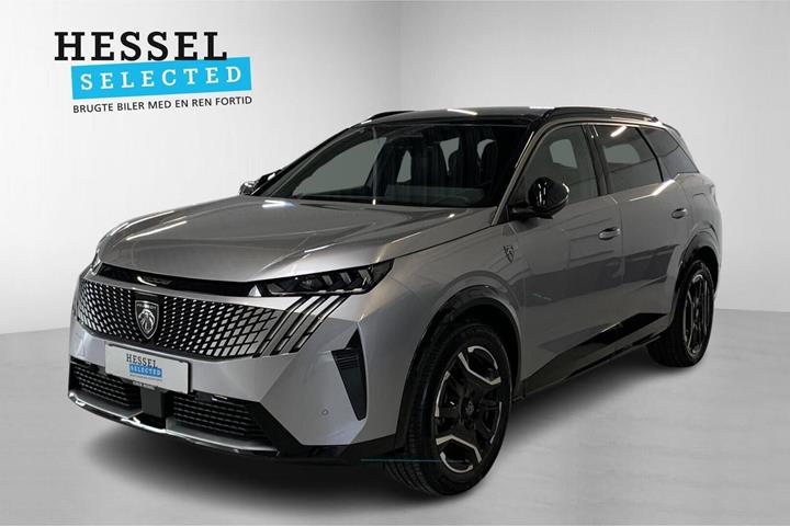 Grå Peugeot e-5008 fra 2025 set udefra