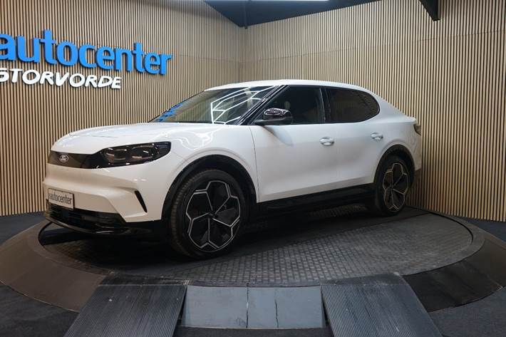 Hvid Ford Capri fra 2025