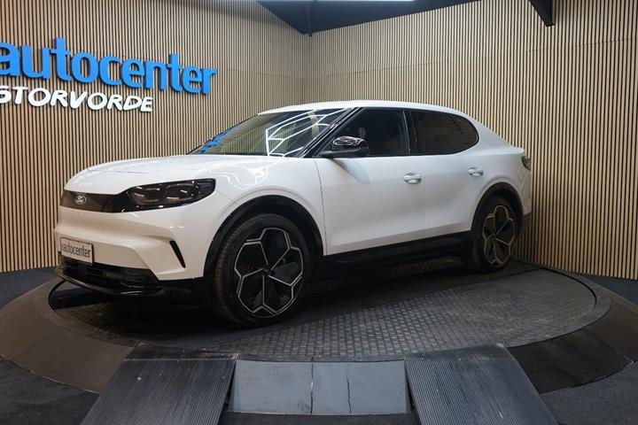 Hvid Ford Capri fra 2025