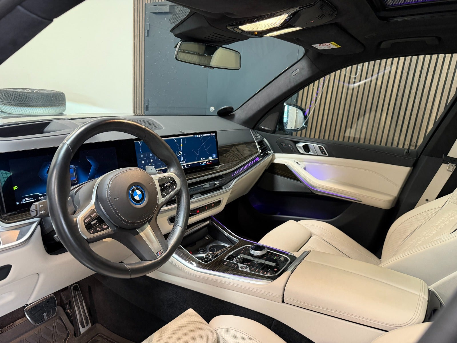 Grøn BMW X5 fra 2024
