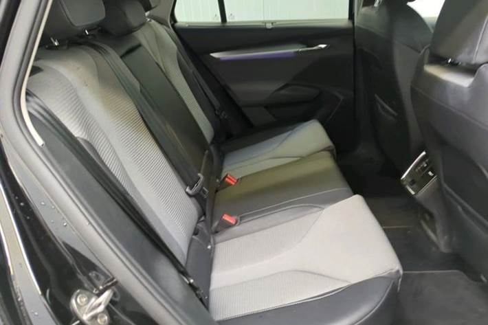 Sort Skoda Enyaq fra 2021