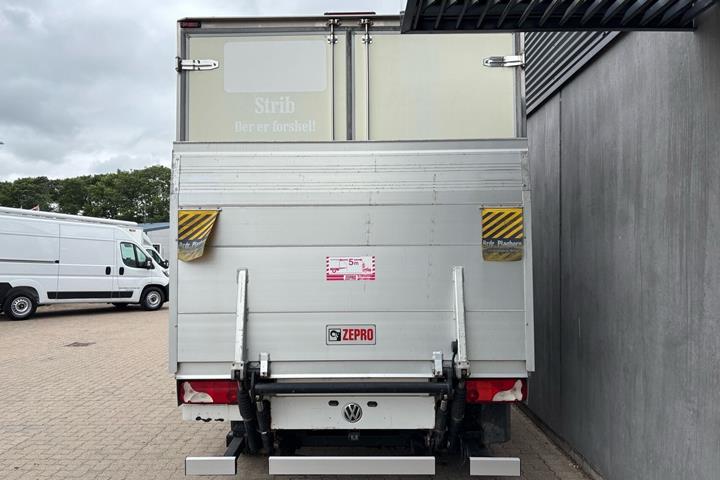 Hvid VW Crafter fra 2016