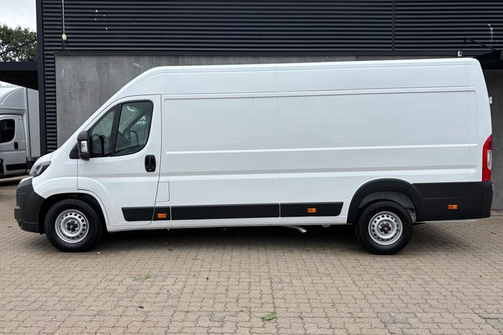 Hvid Fiat Ducato fra 2026