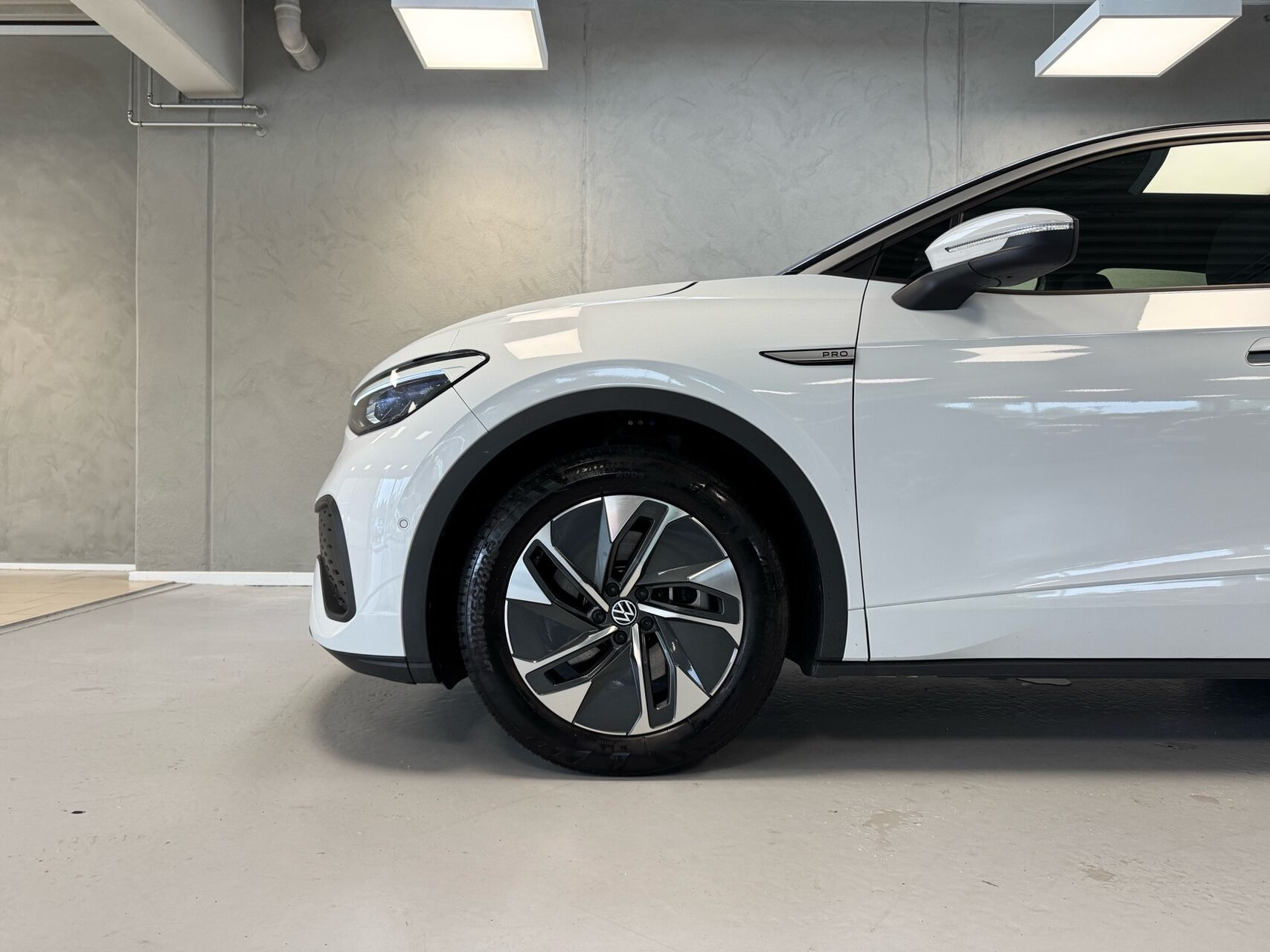 Hvid VW ID.5 fra 2023