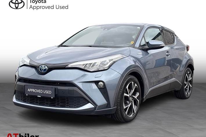 Grå Toyota C-HR fra 2021