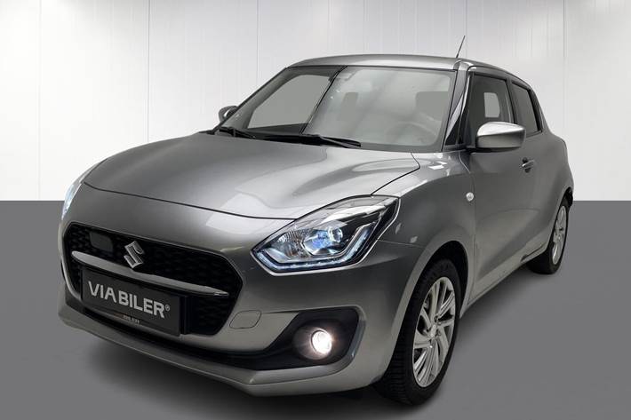 Sølv Suzuki Swift fra 2022