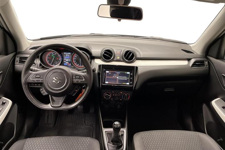 Sølv Suzuki Swift fra 2022