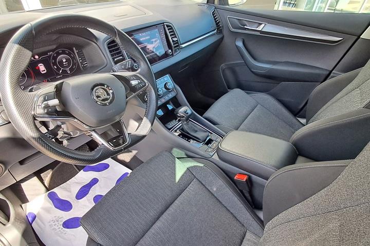 Sølv Skoda Karoq fra 2021
