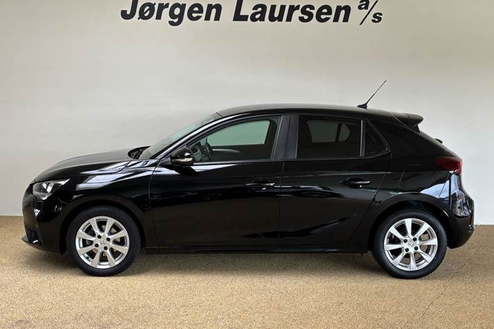 Sort Opel Corsa fra 2022