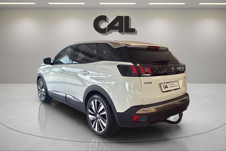 Hvid Peugeot 3008 fra 2020