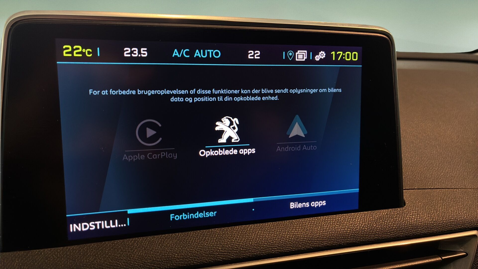 Hvid Peugeot 3008 fra 2020
