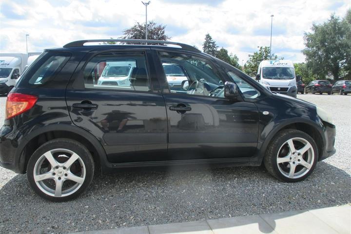 Sort Suzuki SX4 fra 2006