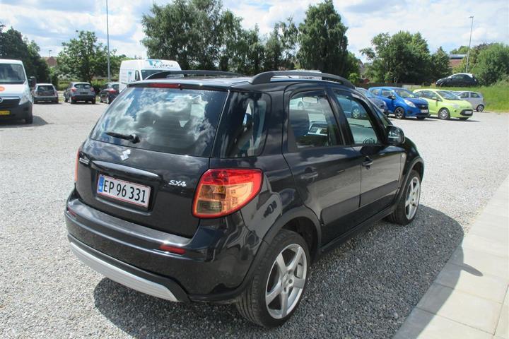 Sort Suzuki SX4 fra 2006
