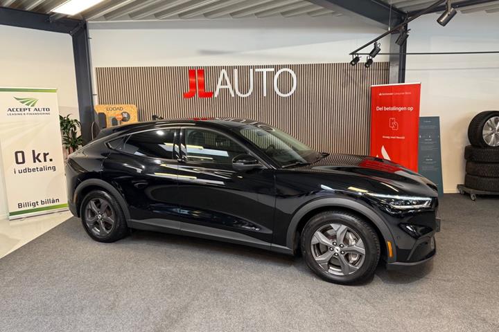 Sort Ford Mustang Mach-E fra 2021