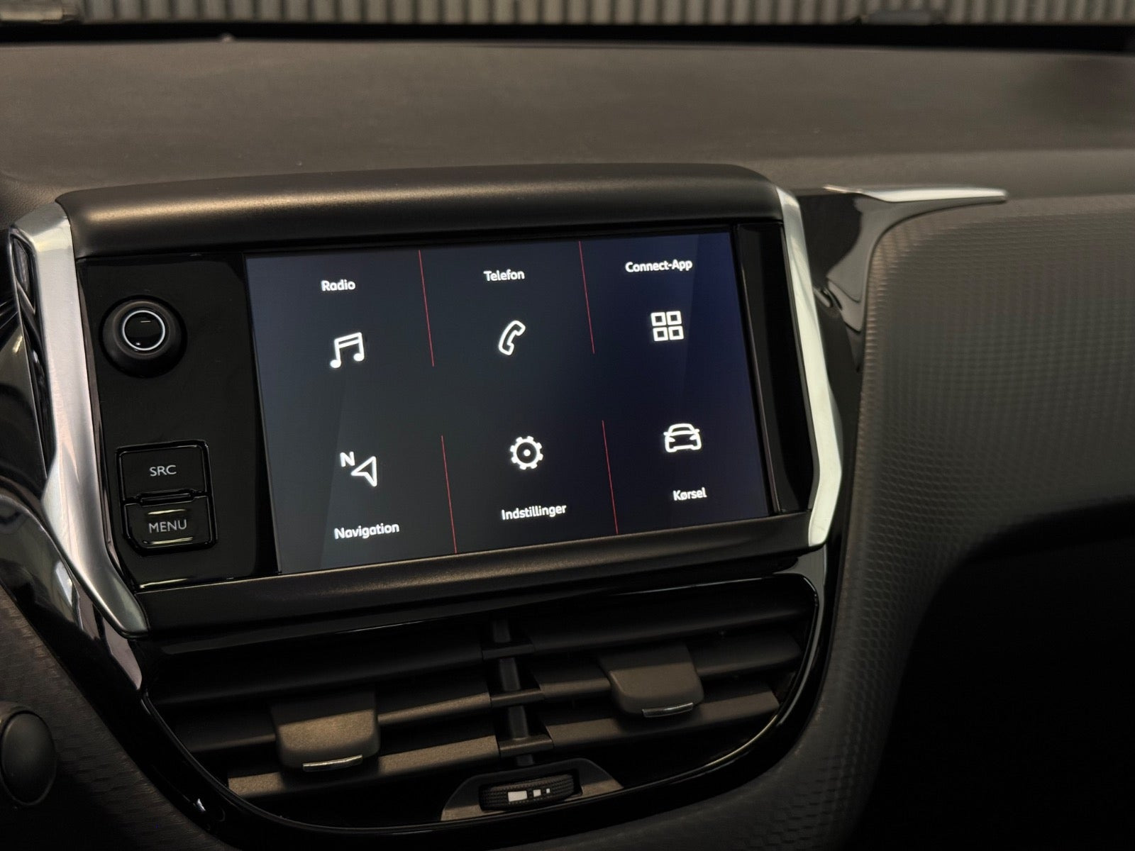 Hvid Peugeot 2008 fra 2019