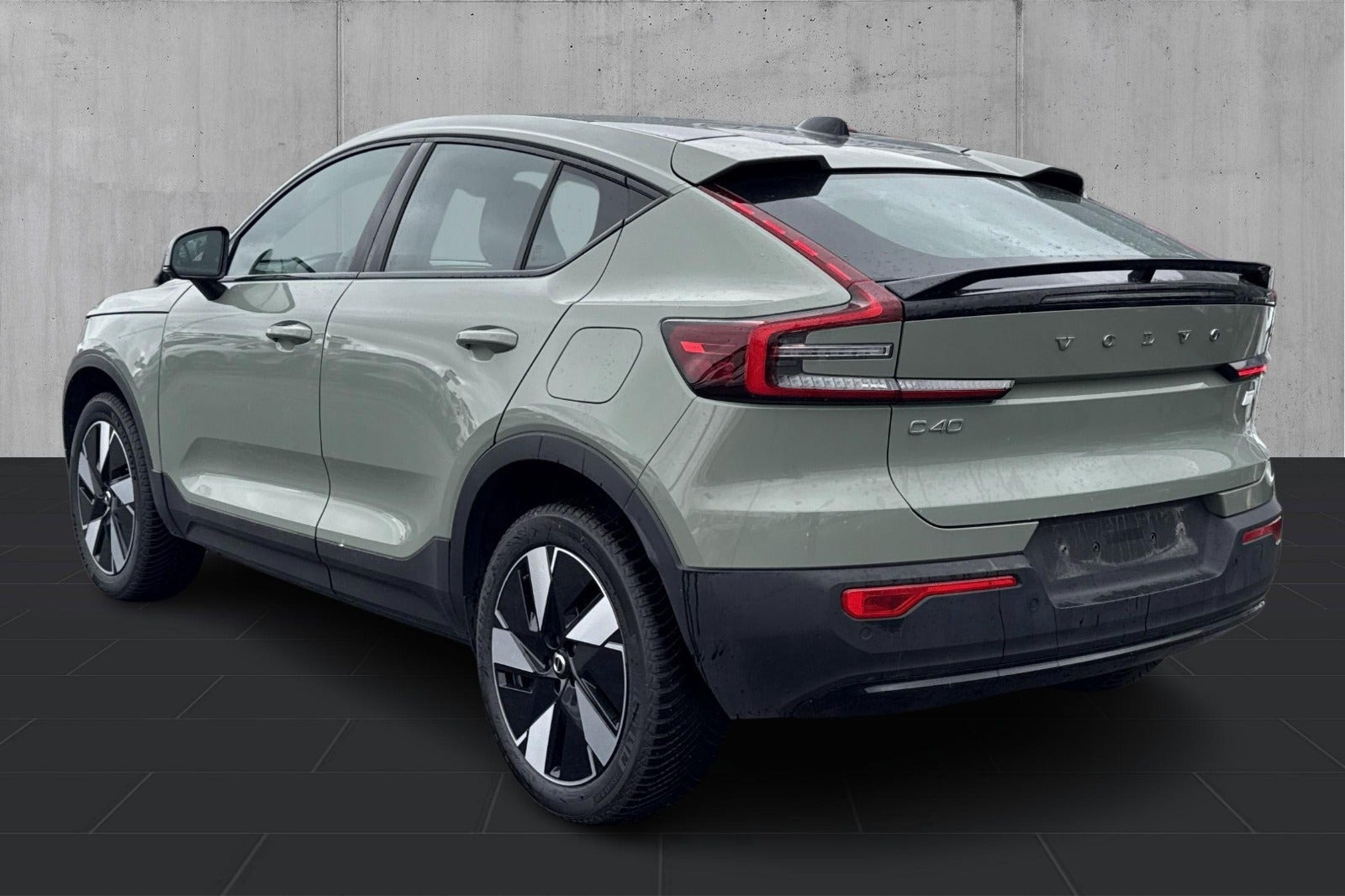 Grøn Volvo C40 fra 2024