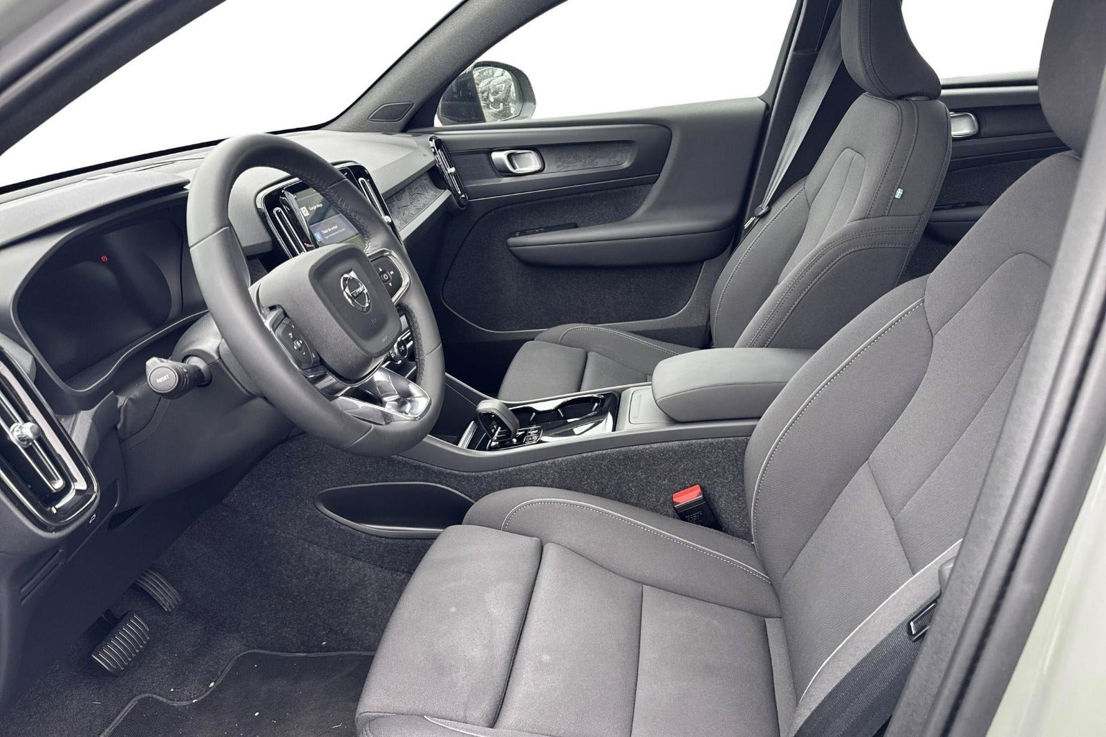 Grøn Volvo C40 fra 2024