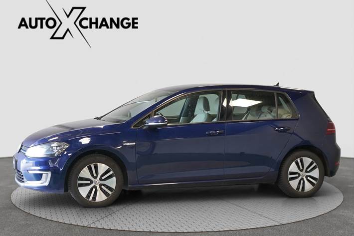 Blå VW e-Golf VII fra 2018