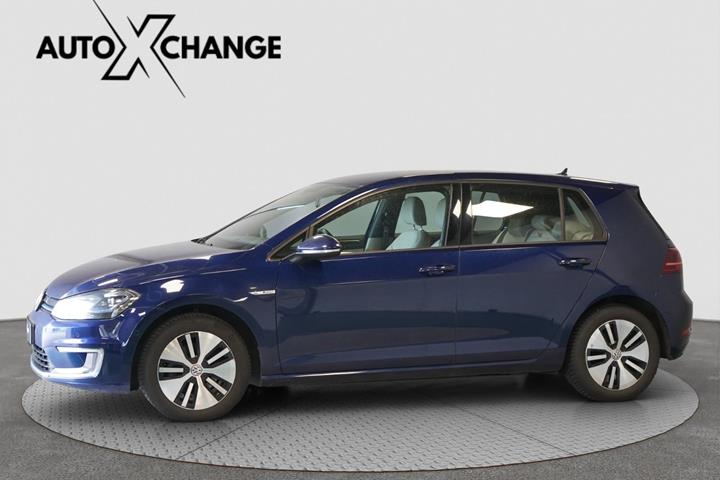 Blå VW e-Golf VII fra 2018