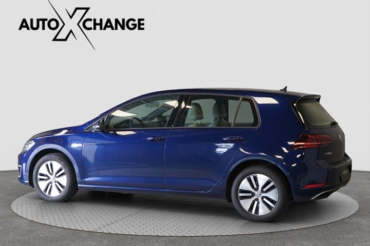 Blå VW e-Golf VII fra 2018