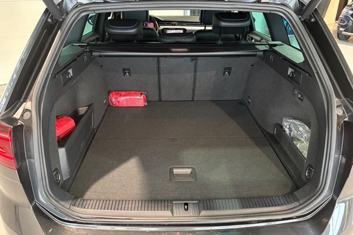 undefined VW Passat fra 2020