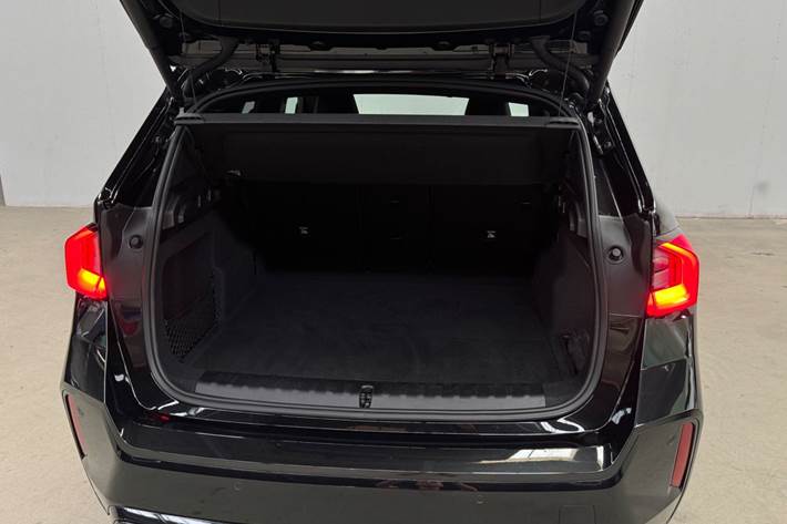Sort BMW iX1 fra 2023