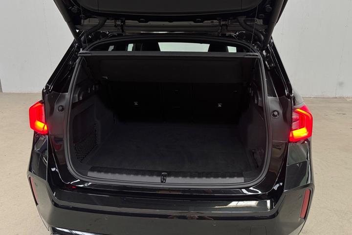 Sort BMW iX1 fra 2023