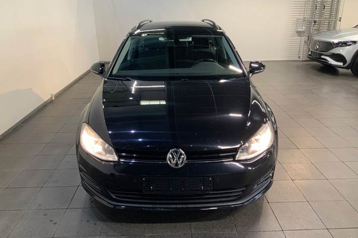 Sort VW Golf VII fra 2015