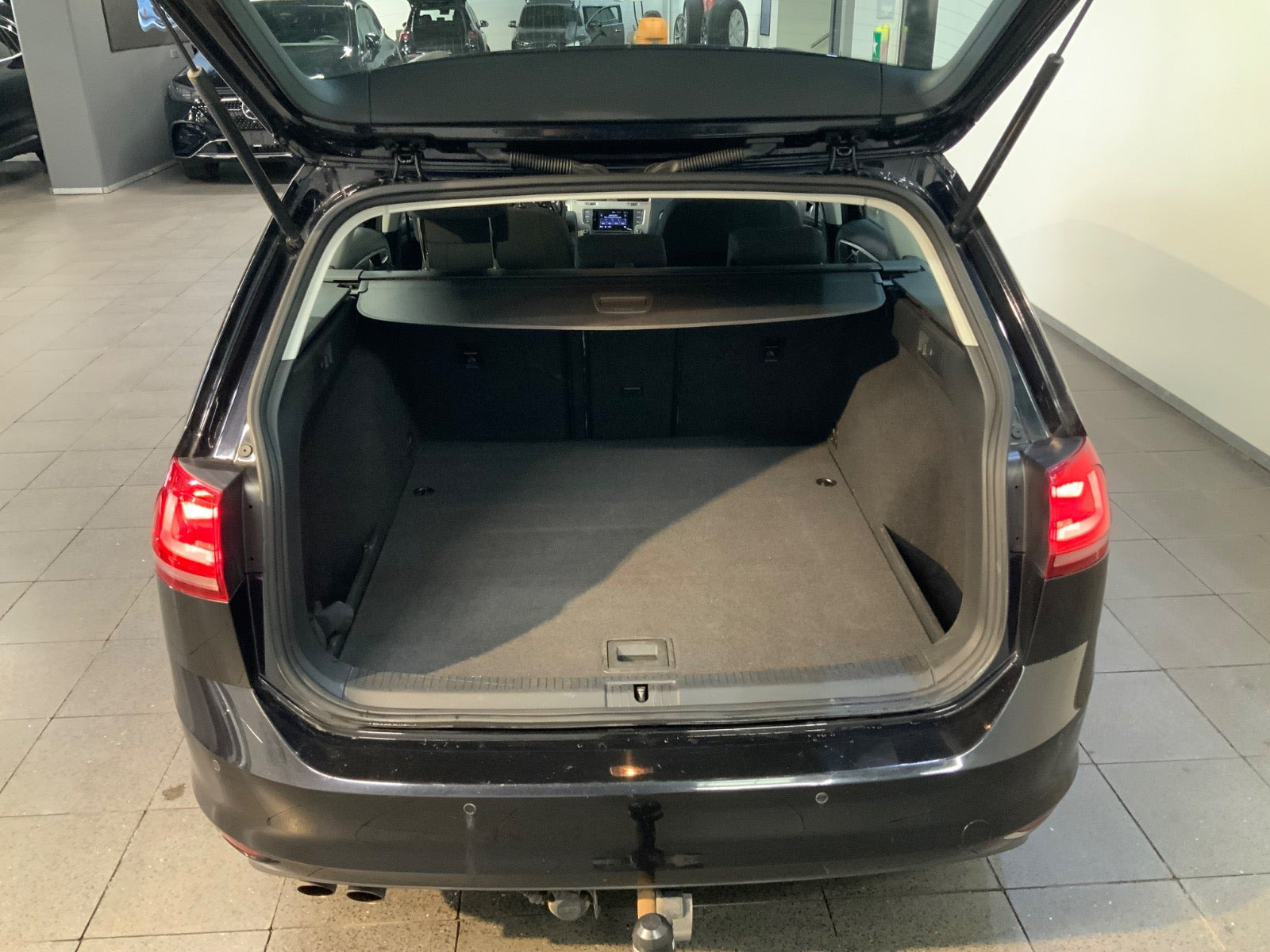 Sort VW Golf VII fra 2015