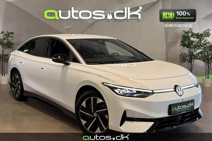 Hvid VW ID.7 fra 2025 set udefra