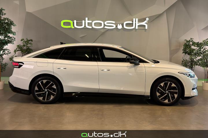 Hvid VW ID.7 fra 2025
