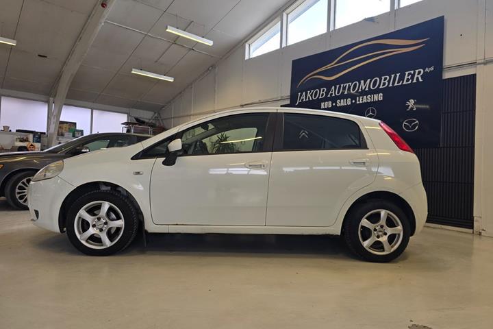 Hvid Fiat Grande Punto fra 2009