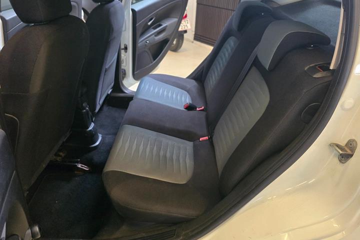 Hvid Fiat Grande Punto fra 2009